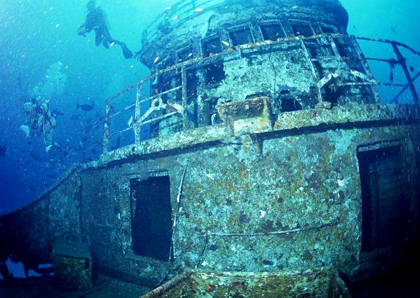 Wreck-Diving- coron- palawan