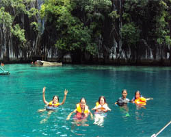 Island Tour Reefs - Coron Package Tour Philippines