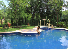 Sophias-garden-pool