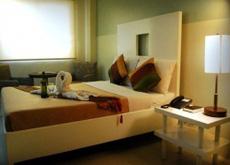 empire-suites-room1