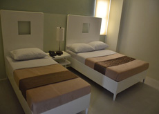 empire-suites-room2